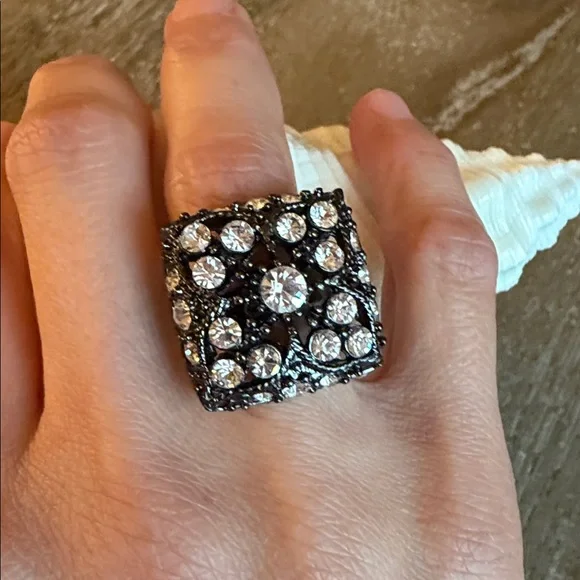 Express Rhinestone Cocktail Ring - Picture 4 of 4